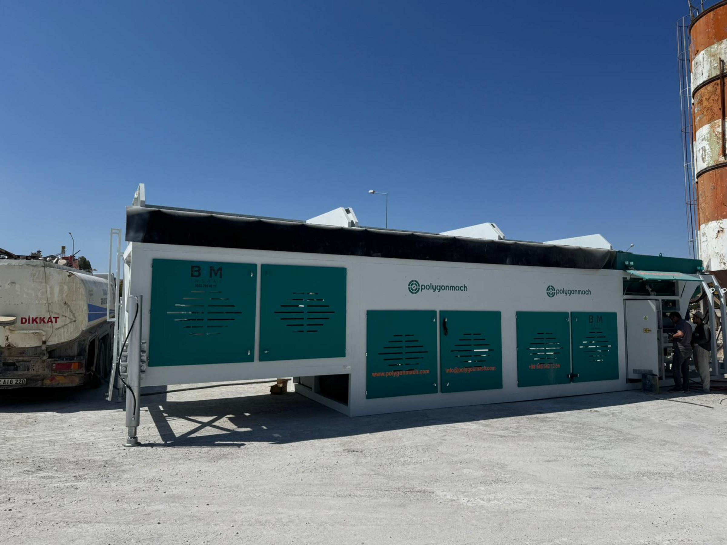 Mobile Volumetric and Batch Type Conrete Plant