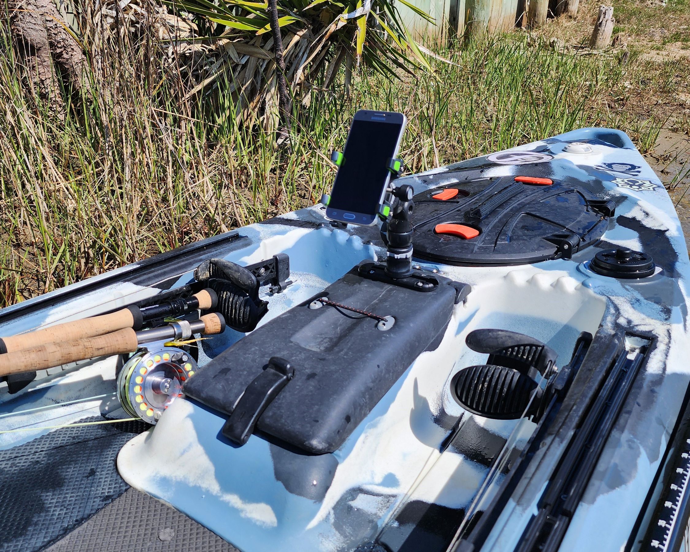 RAILBLAZA GridLock Phone Holder