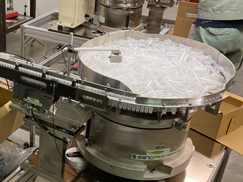Sanki Piezo Feeder With Cascade Bowl for Clean Room Use