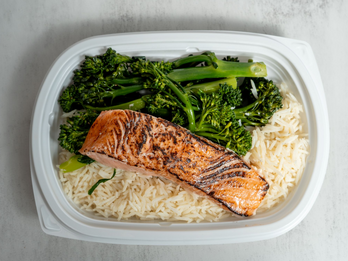 4 oz fully cooked Norwegian Salmon