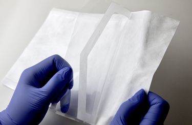 Sterilization Pouches, Lids and more made with DuPont™ Tyvek®