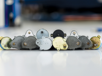 Custom Fractional Horsepower AC/DC Motors