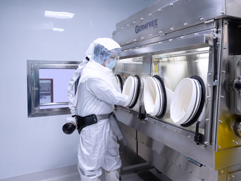 End-to-End Clinical & Commercial Manufacturing for Biologics