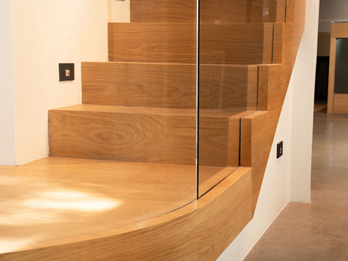Glass Railing With Hidden Stringer