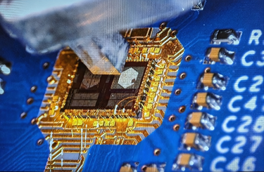 LightBundle 3mm x 4mm ASIC