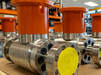 World's most compact 2" 15 000 psi metal seated subsea ball valve"
