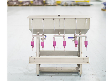 6 Spout Gravity Bottle Filling Machine