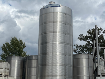 40,000 Gallon Wine Tanks