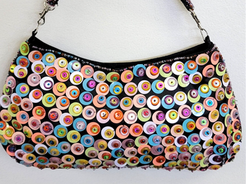 BUTTON CLUTCH