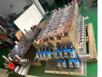Busbar Tray Injection mold